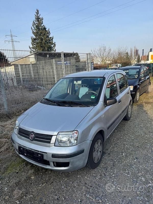 Grigio Usata 2010 Fiat Panda Berlina | 3000 € (Ottimo prezzo) - Immagine 1/3