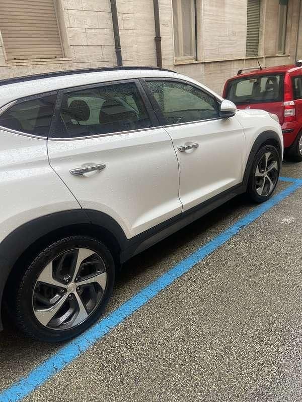 Usata Hyundai Tucson Xpossible 185 CV (136 kW) 2017 SUV