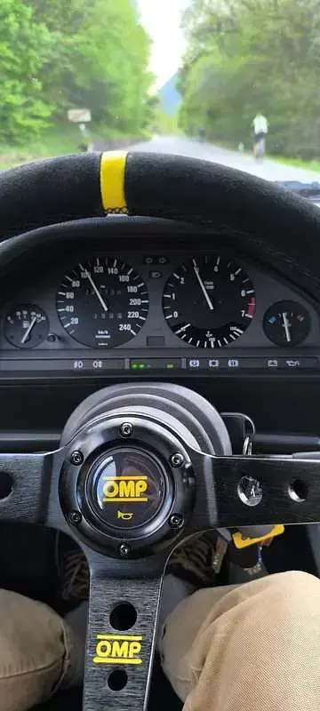 Usata BMW 320 Efficient Dynamics 209 CV (153 kW) 1989 Nero Berlina