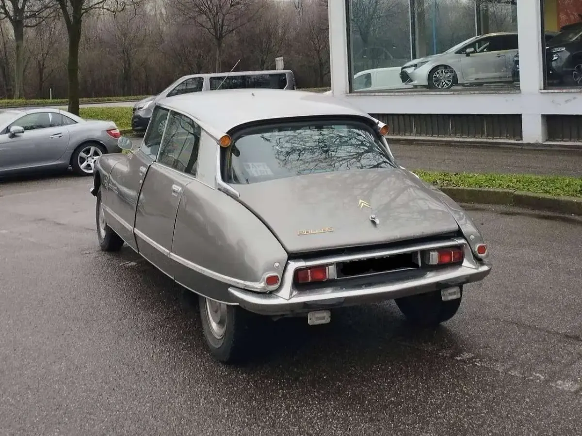 Usata Citroën DS 116 CV (85 kW) 1973 Argento Berlina