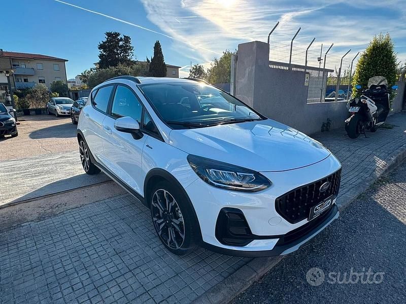 Usata Ford Fiesta 125 CV (91 kW) 2024 Bianco Utilitaria