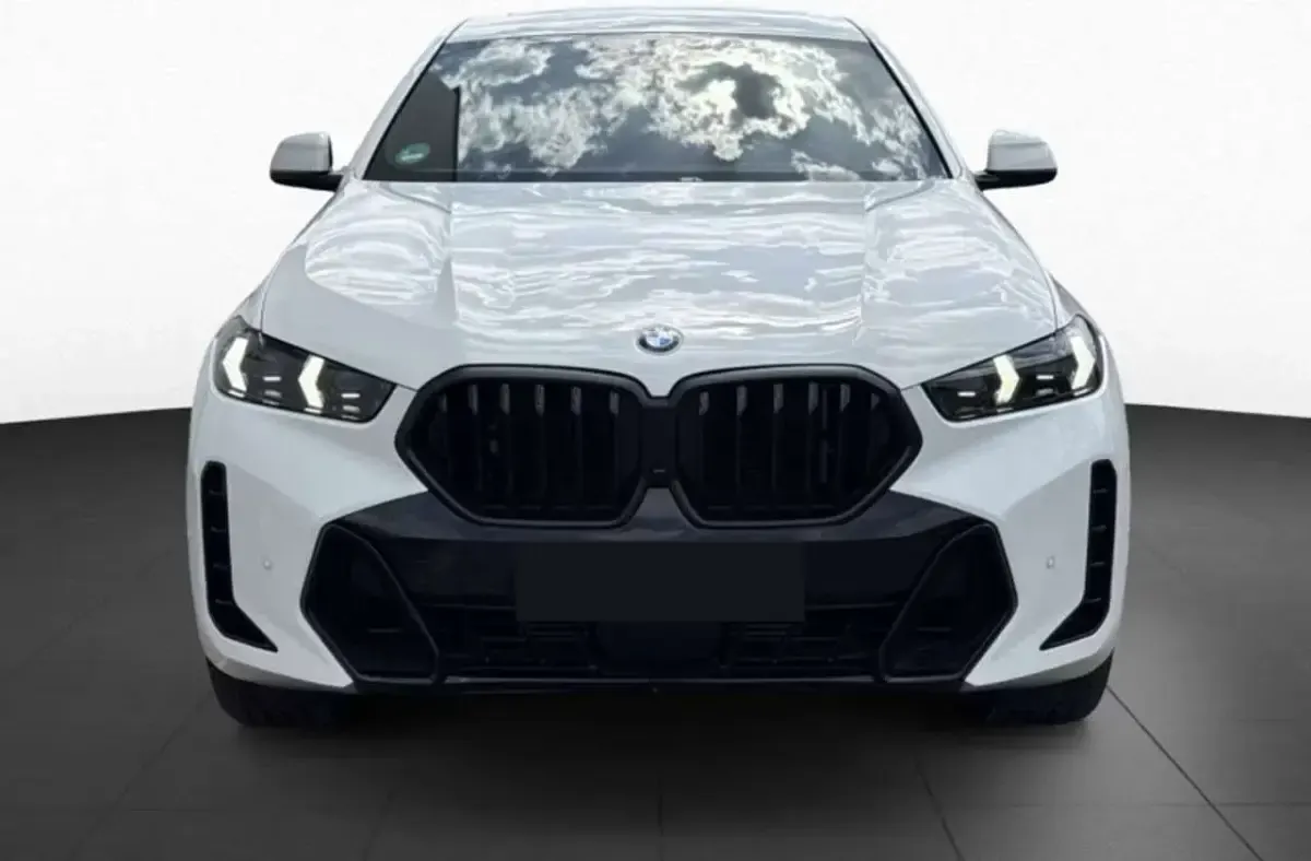Usata BMW X6 M Sport 298 CV (219 kW) 2025 Bianco SUV