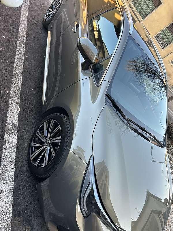 Usata Toyota Corolla Style 98 CV (72 kW) 2022 Station wagon