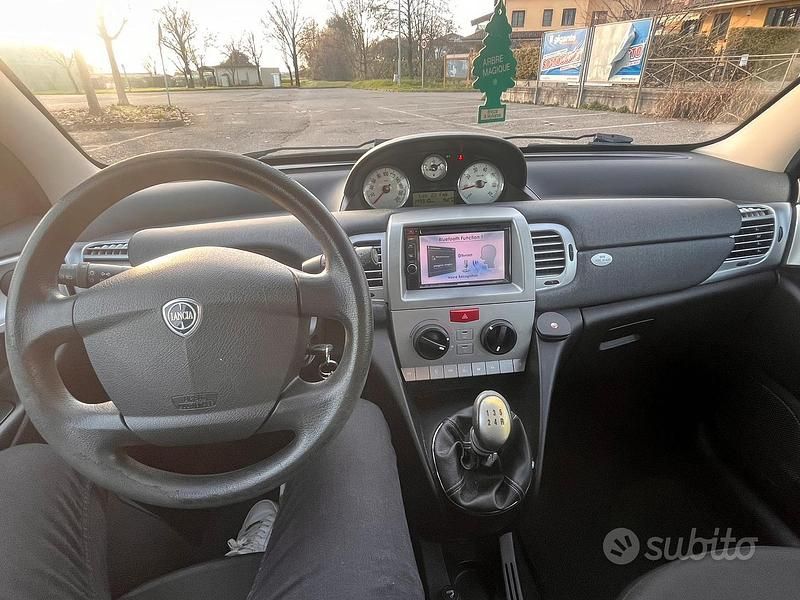 Usata Lancia Ypsilon 2011 Utilitaria