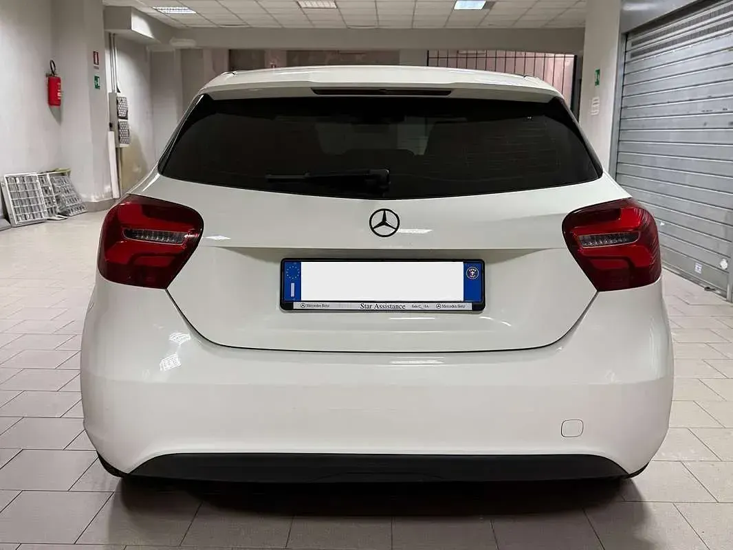 Usata Mercedes A160 Executive 90 CV (66 kW) 2015 Bianco Berlina