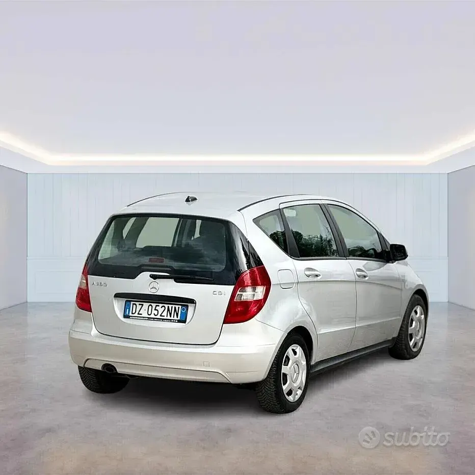 Usata Mercedes A160 109 CV (80 kW) 2009 Grigio Berlina