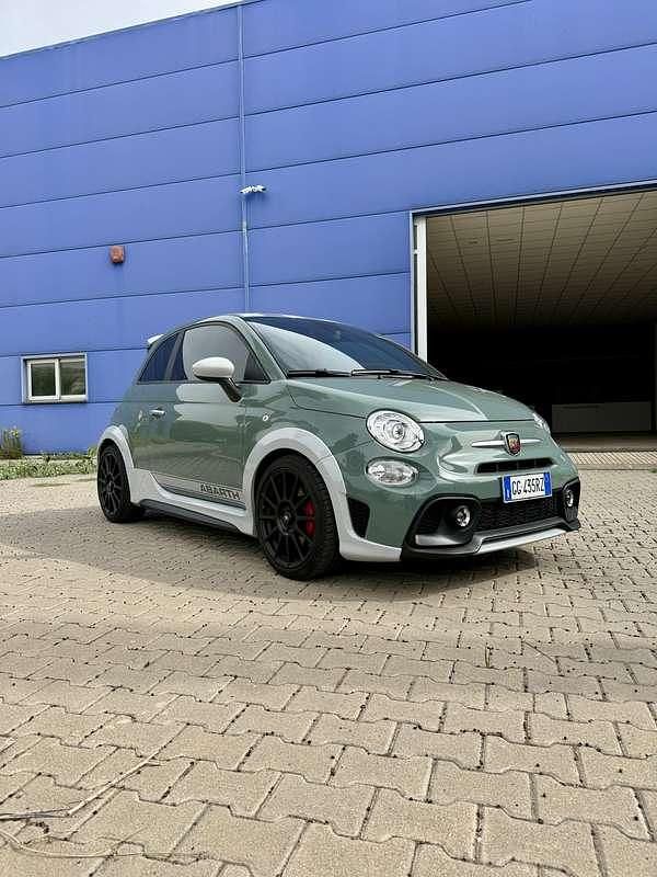 Usata Abarth 695 179 CV (131 kW) 2022 Utilitaria