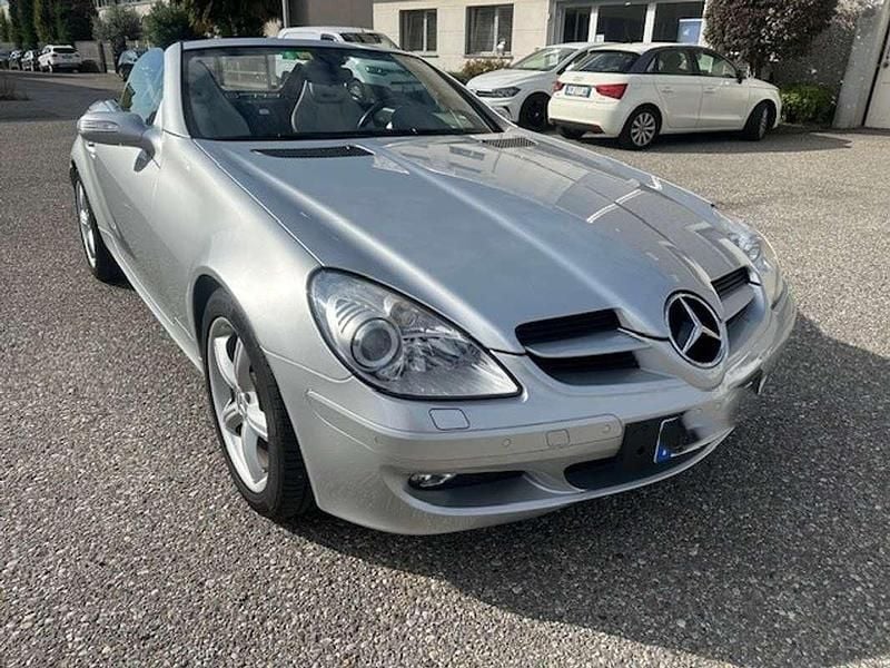 Usata Mercedes SLK280 Chrome 231 CV (169 kW) 2006 Argento Cabrio