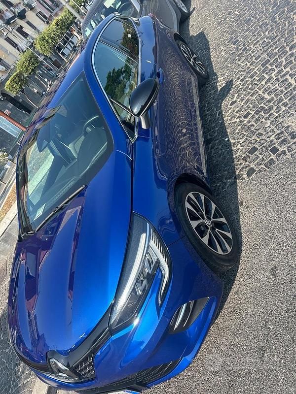 Usata Renault Clio V 101 CV (74 kW) 2022 Berlina