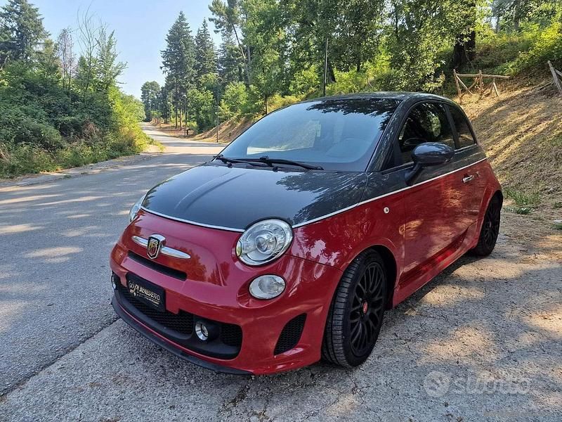 Rosso Usata 2009 Abarth 595 Turismo Due volumi | 14.000 € - Immagine 1/4