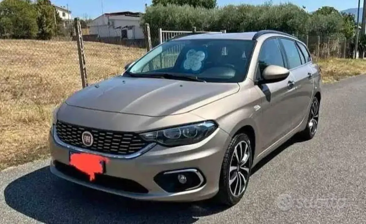 Usata Fiat Tipo Business 120 CV (88 kW) 2017 Station wagon