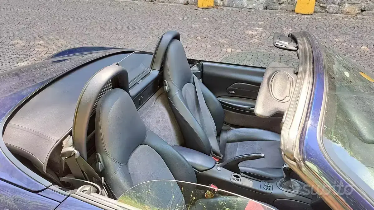 Usata Porsche Boxster 228 CV (167 kW) 2002 Cabrio