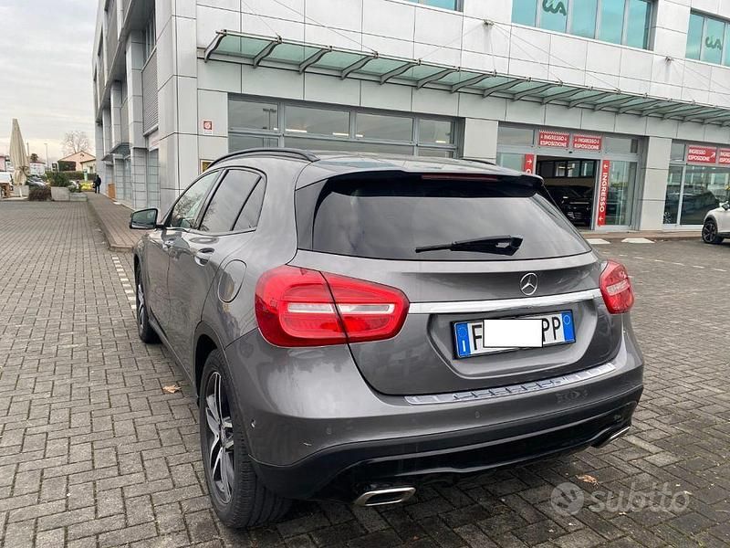 Usata Mercedes GLA200 Executive 2015 Grigio SUV