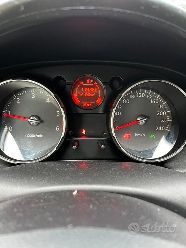Usata Nissan Qashqai 106 CV (77 kW) 2009 Nero SUV