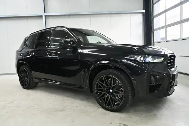 Usata BMW X5 M 625 CV (459 kW) 2025 Nero metallizzato SUV