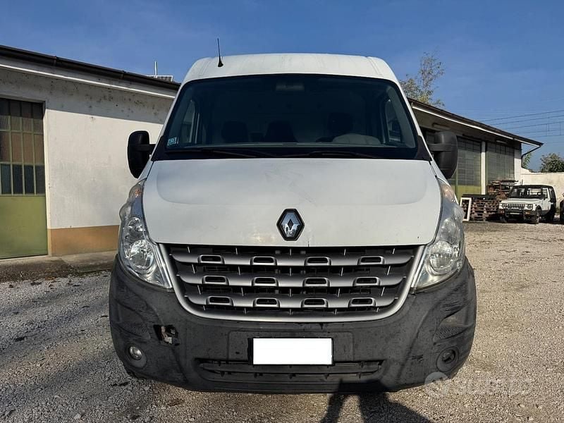 Usata Renault Master 145 CV (106 kW) 2012 Bianco Berlina