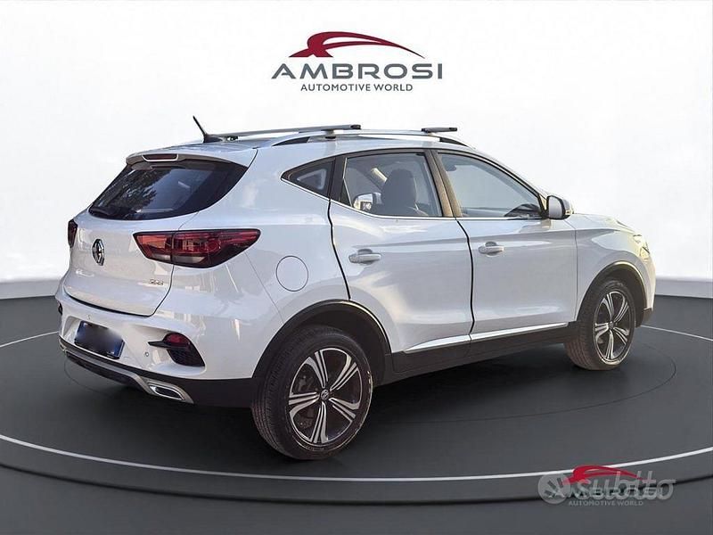 Usata MG ZS Comfort 106 CV (77 kW) 2024 Bianco SUV