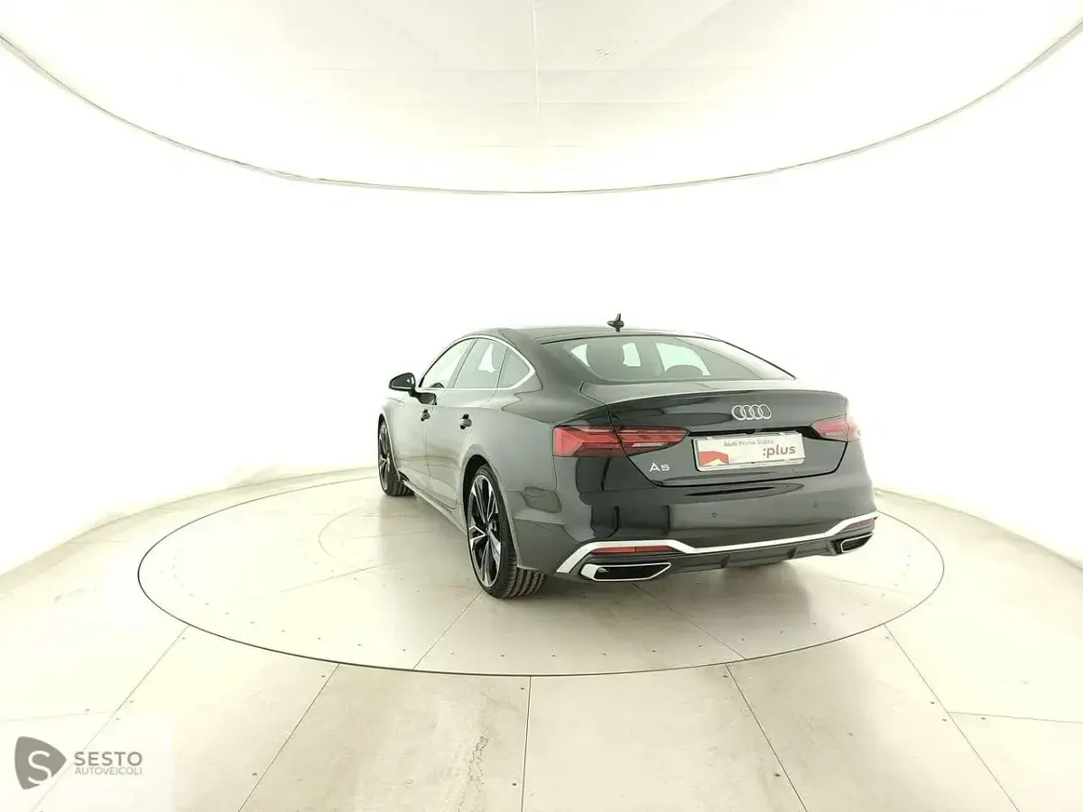 Nuova Audi A5 Sportback S-Line 204 CV (150 kW) 2025 Nero Utilitaria