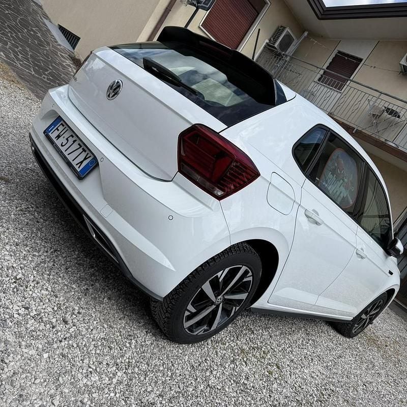 Usata VW Polo R-line 95 CV (69 kW) 2019 Bianco Utilitaria