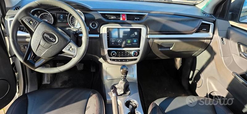 Gebraucht EVO Cross 4 136 PS (100 kW) 2023 Weiß Pickup