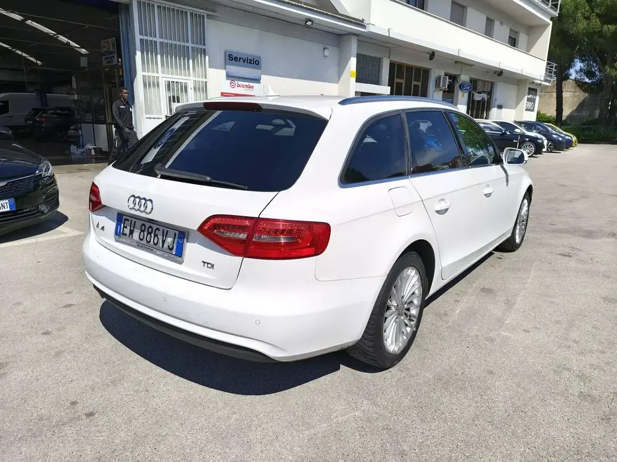 Usata Audi A4 Advanced Plus 150 CV (110 kW) 2014 Bianco Station wagon