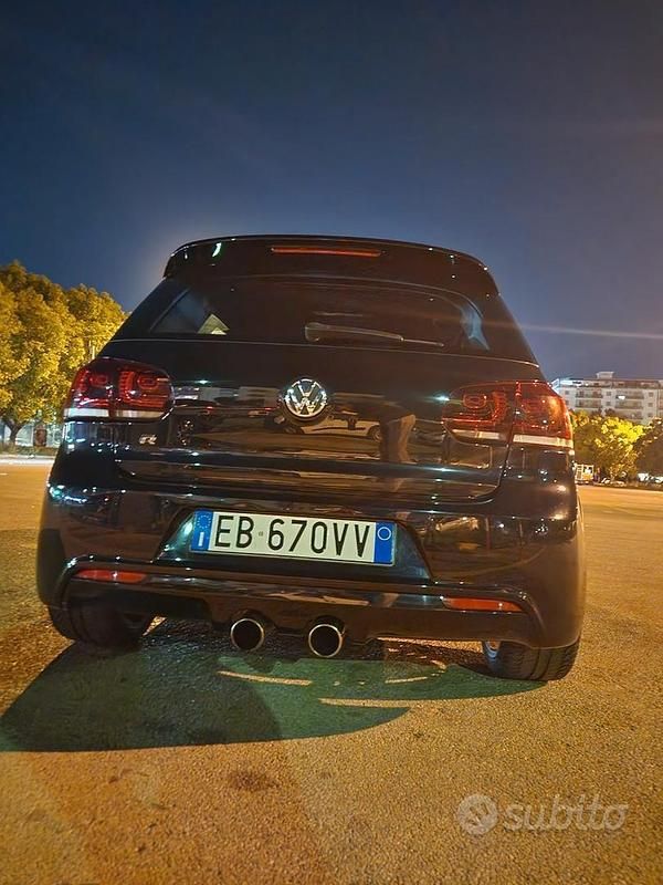 Usata VW Golf VI 310 CV (228 kW) 2010 Nero Utilitaria