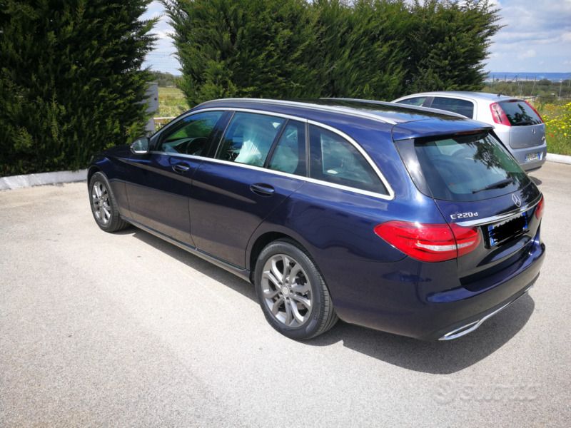 Usata Mercedes C220 170 CV (125 kW) 2016 Blu Station wagon