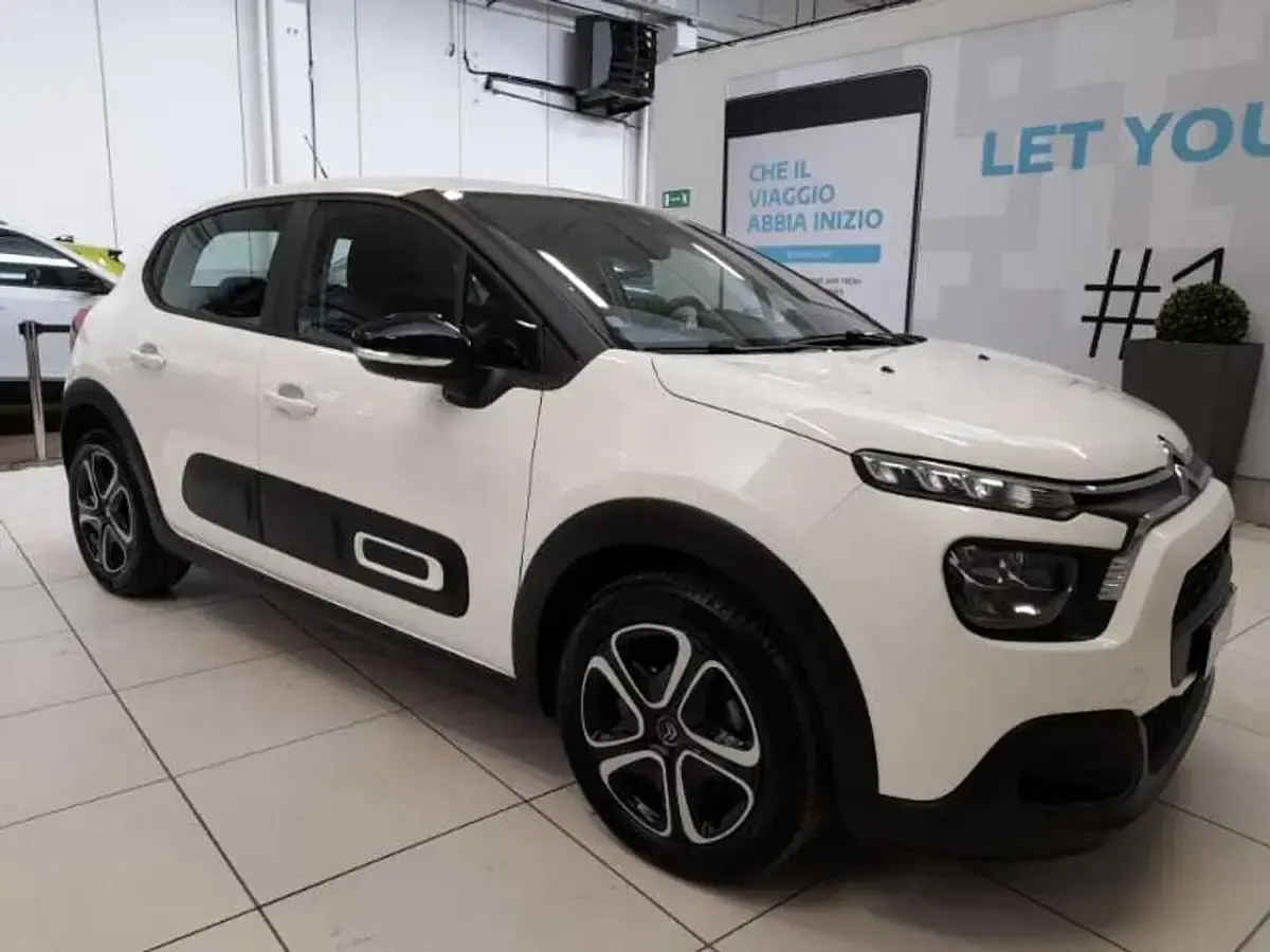 Usata Citroën C3 PureTech 83 CV (61 kW) 2024 Bianco Utilitaria