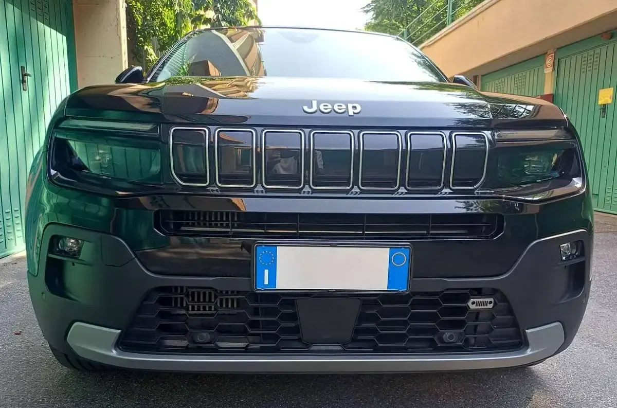Usata Jeep Avenger Summit 101 CV (74 kW) 2023 Nero SUV