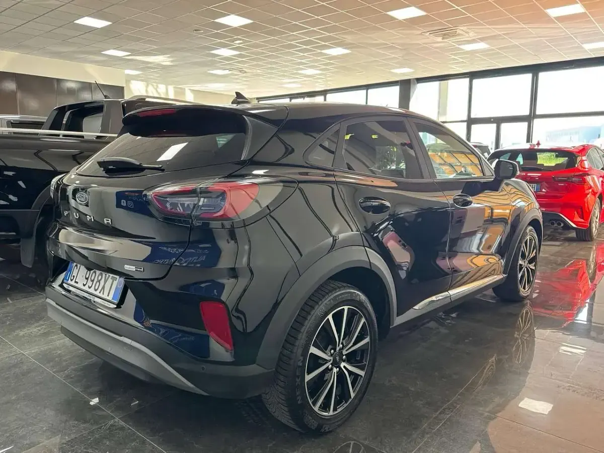 Usata Ford Puma Titanium 125 CV (91 kW) 2023 Agate black SUV