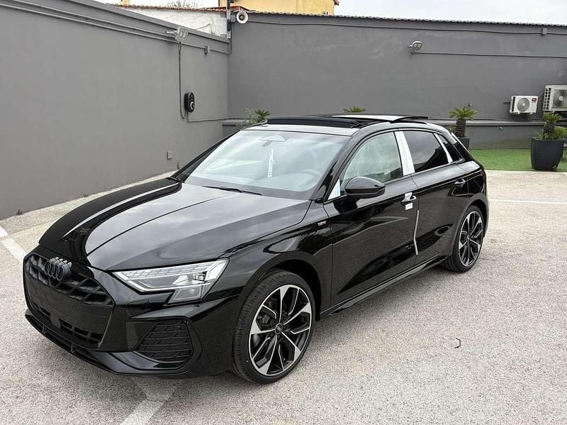 Nuova Audi A3 S-Line 150 CV (110 kW) 2026 Nero Berlina