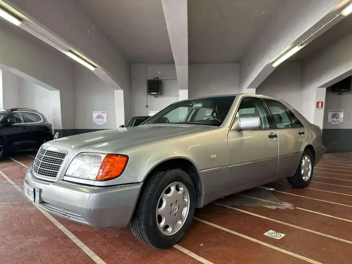 Usata Mercedes 500 SE 326 CV (239 kW) 1992 Argento Berlina