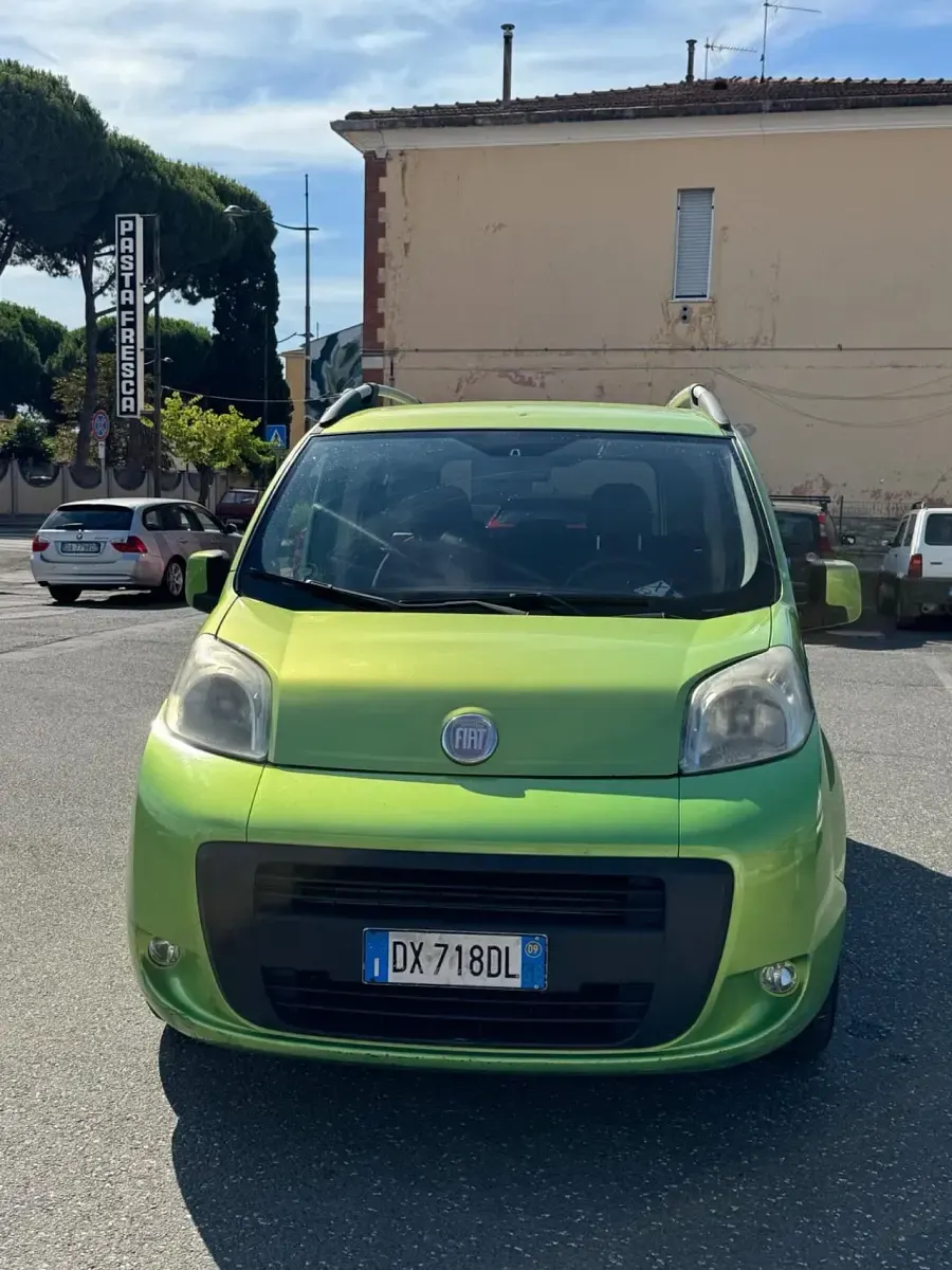 Usata Fiat Qubo Trekking 75 CV (55 kW) 2010 Verde Monovolume