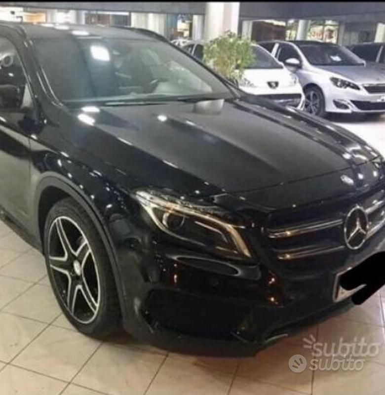 Usata Mercedes GLA200 Premium 136 CV (100 kW) 2014 Nero SUV