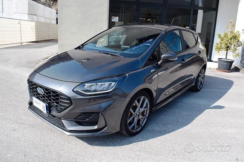 Usata Ford Fiesta ST-Line 125 CV (91 kW) 2022 Grigio Utilitaria
