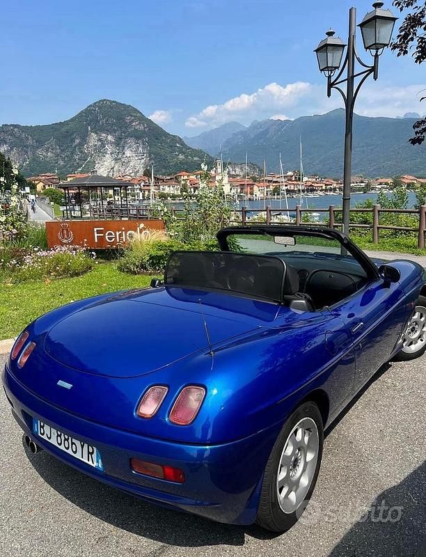 Usata Fiat Barchetta 130 CV (95 kW) 2000 Blu Cabrio