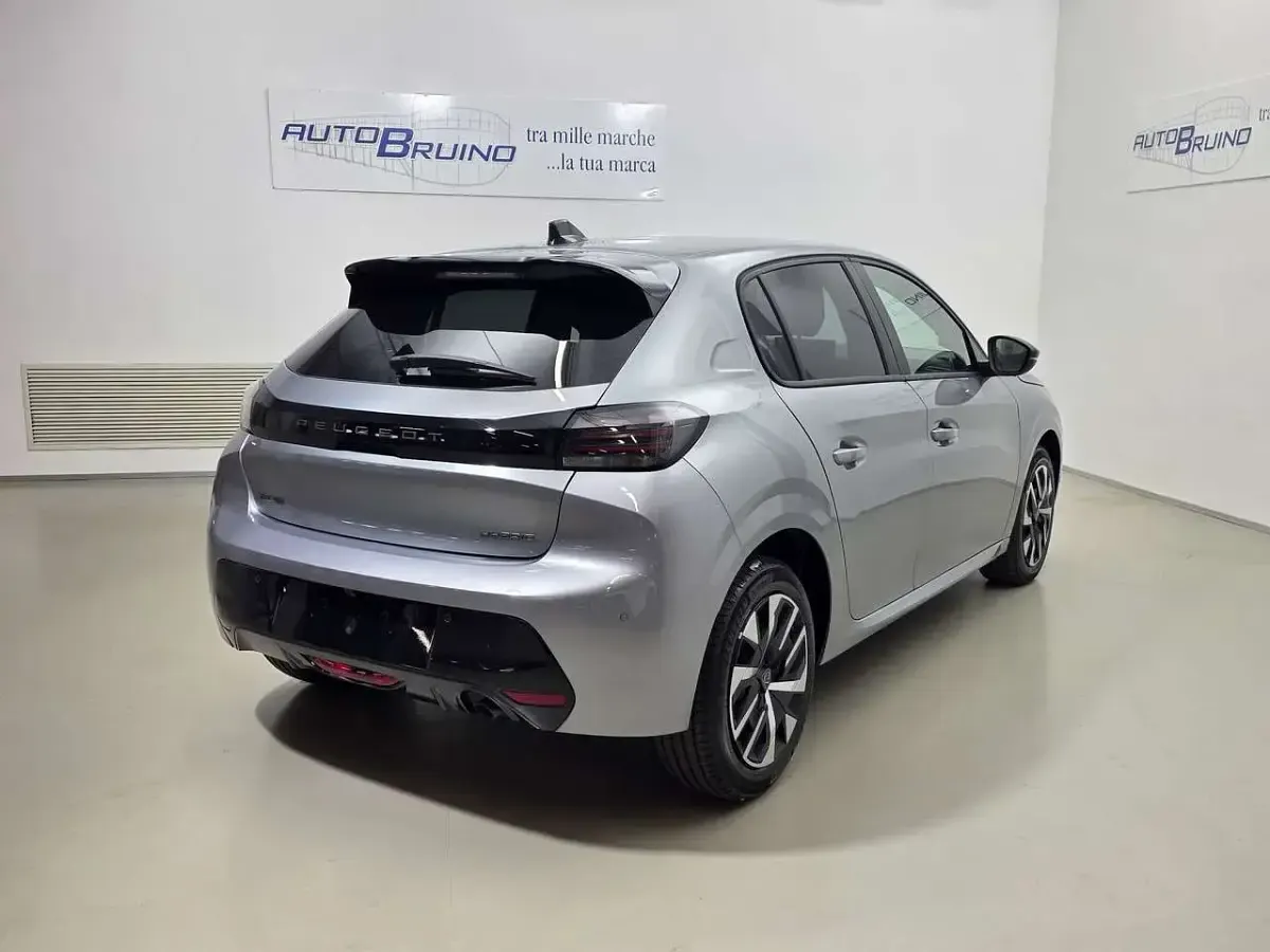 Nuova Peugeot 208 Business-Line 110 CV (80 kW) 2026 Other Utilitaria
