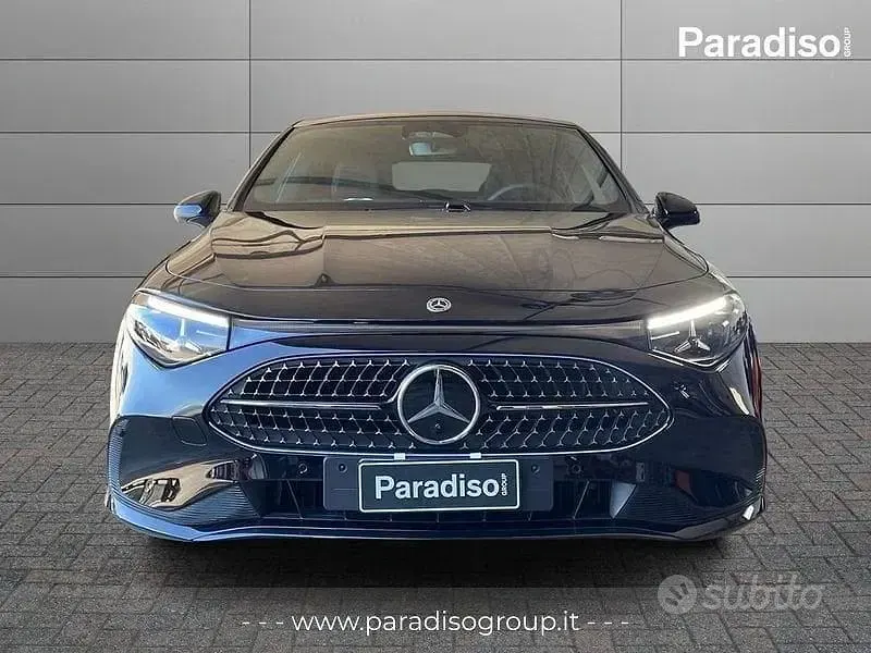 Nuova Mercedes CLA200 163 CV (119 kW) 2026 Nero Berlina