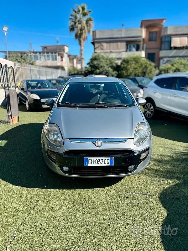 Usata Fiat Punto Evo Active 69 CV (50 kW) 2012 Grigio Utilitaria
