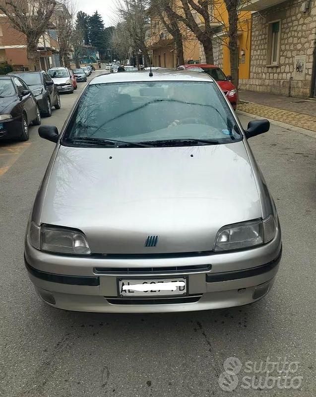 Usata 1996 Fiat Punto Due volumi | 1200 € (Buon prezzo) - Immagine 1/4