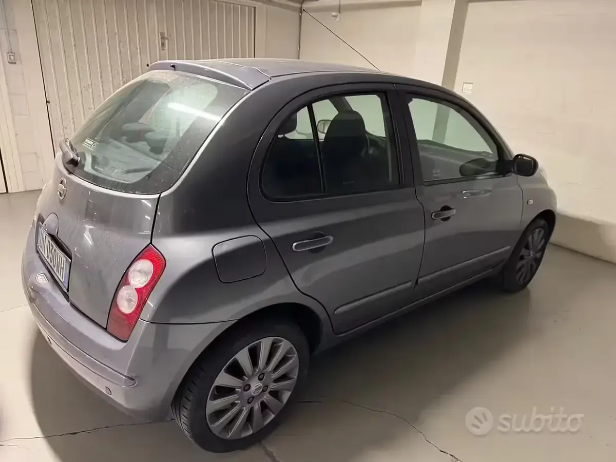 Usata Nissan Micra 80 CV (58 kW) 2008 Grigio Berlina