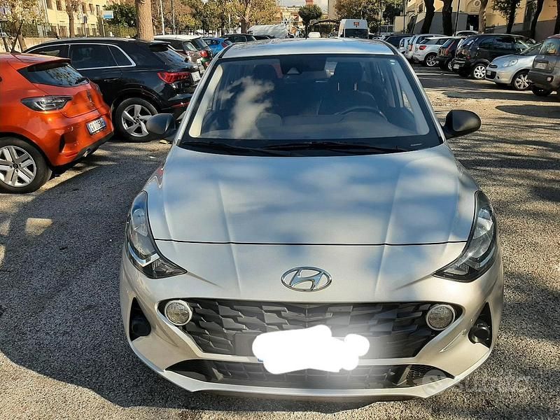Usata Hyundai i10 2021 Grigio Utilitaria