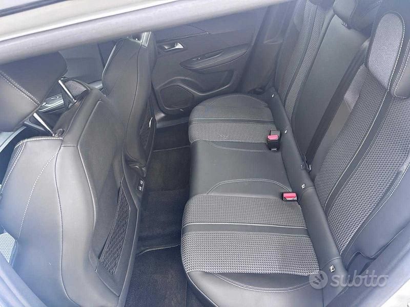 Usata Peugeot 2008 GT 2021 Bianco SUV