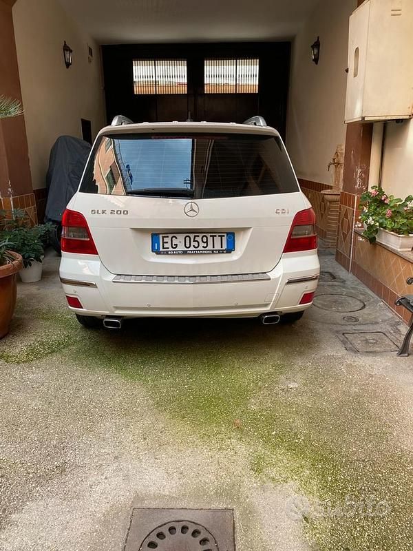 Usata Mercedes GLK200 143 CV (105 kW) 2011 Bianco SUV