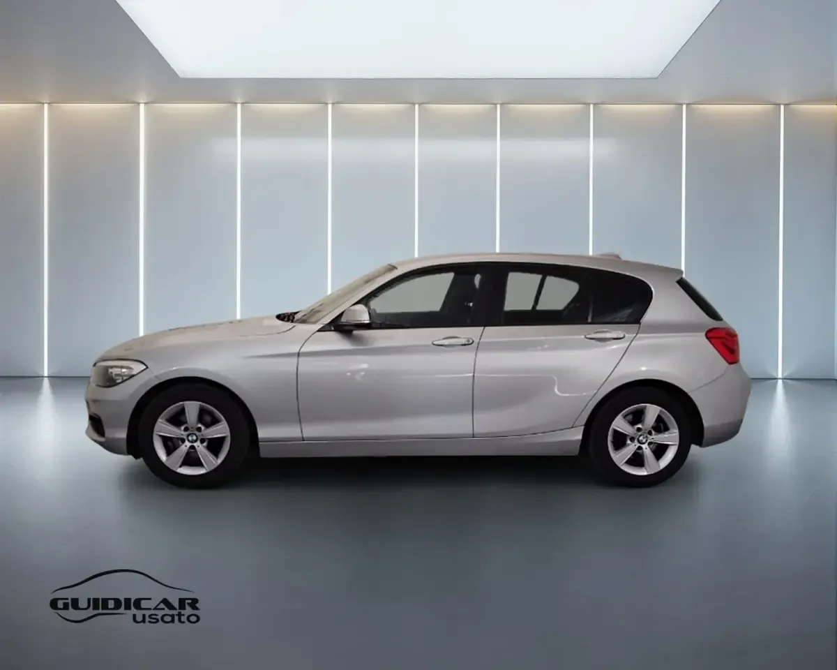 Usata BMW 118 Sport Line 150 CV (110 kW) 2017 Argento Utilitaria