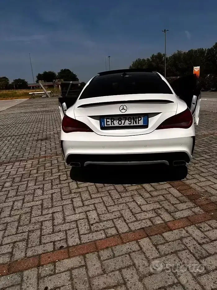 Usata Mercedes CLA220 170 CV (125 kW) 2013 Bianco Berlina