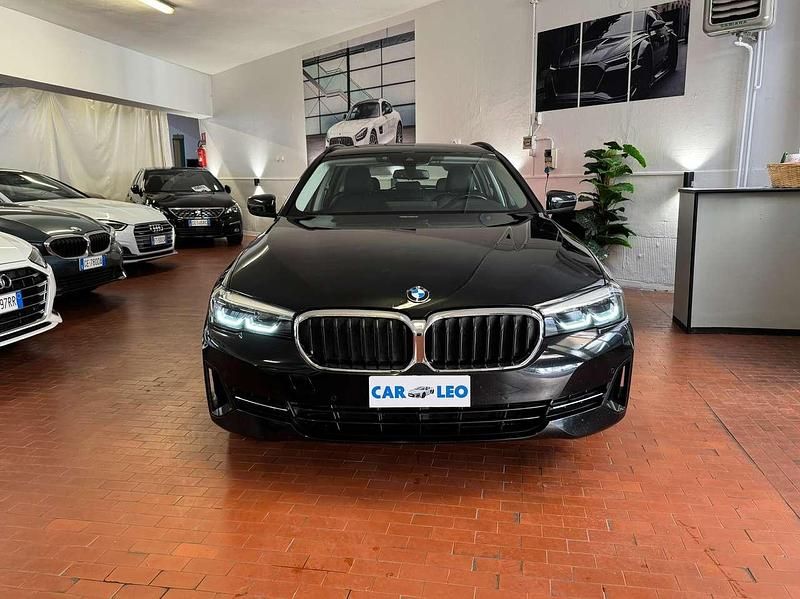 Usata BMW 520 190 CV (139 kW) 2022 Nero Station wagon