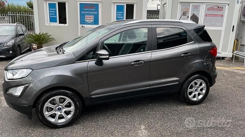 Grigio Usata 2018 Ford Ecosport Titanium SUV | 12.990 € (Buon prezzo) - Immagine 1/4