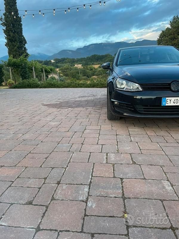Usata VW Golf 110 CV (80 kW) 2015 Nero Coupé