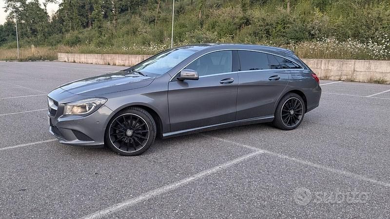 Usata Mercedes CLA220 Night 177 CV (130 kW) 2016 Grigio Berlina